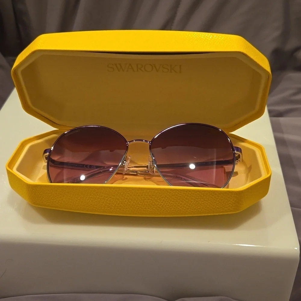 Swarovski Pastel Gradient round metal Sunglasses brand new in case